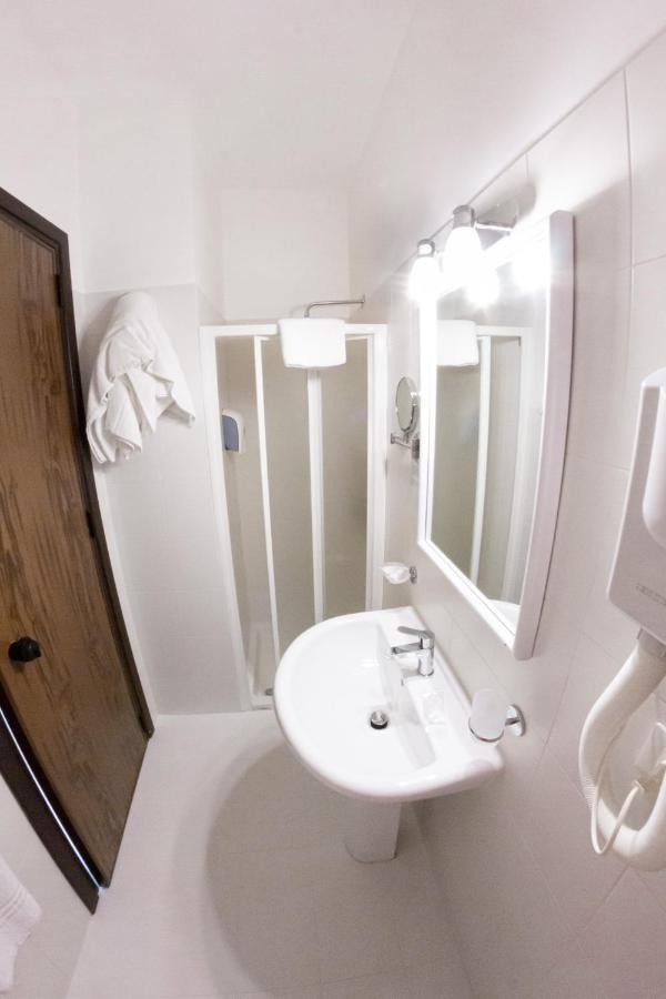 Alba D'Amore Hotel & Spa Đảo Đảo Lampedusa Ngoại thất bức ảnh