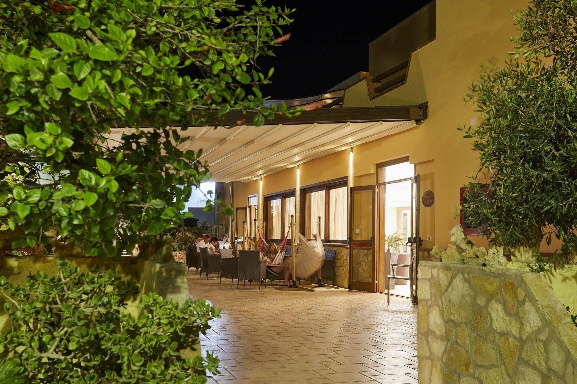Alba D'Amore Hotel & Spa Đảo Đảo Lampedusa Ngoại thất bức ảnh